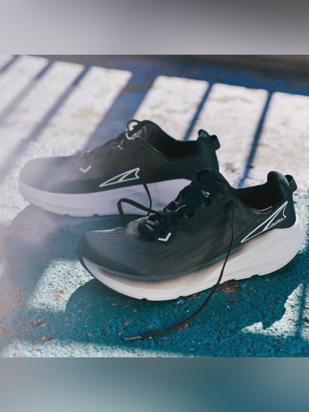 Altra Women’s FWD VIA Running Shoes - Picture 2 of 13